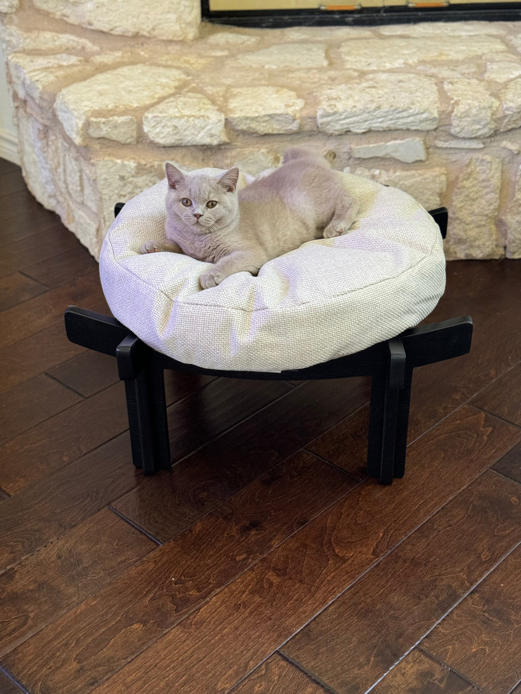 The Belmont Pet Chaise